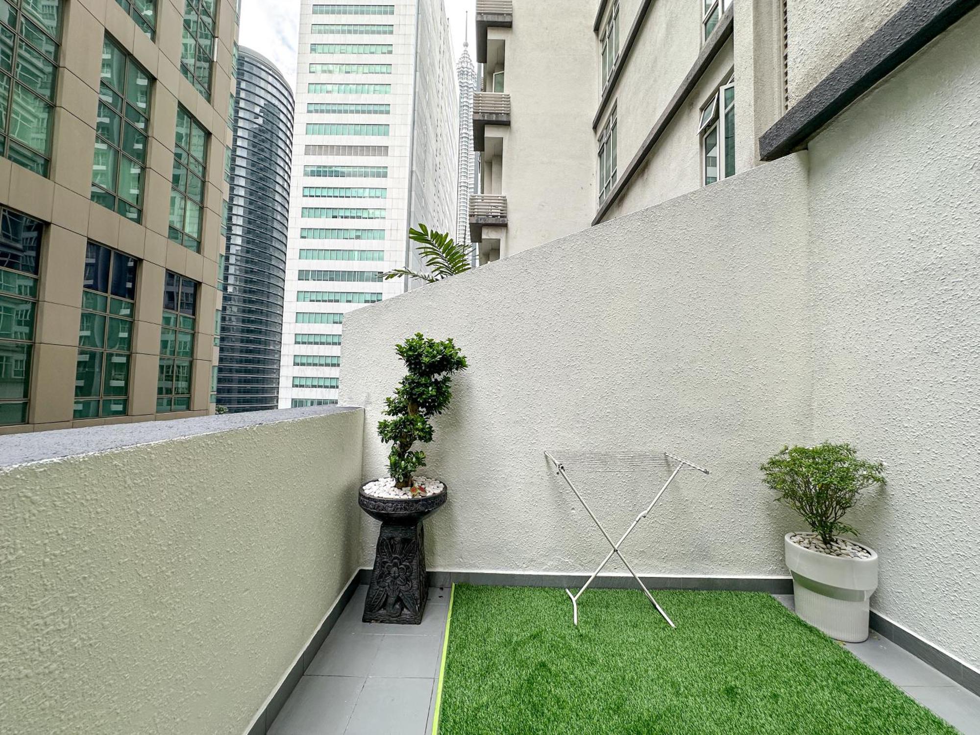 Klcc Suites By Nhb Κουάλα Λουμπούρ Εξωτερικό φωτογραφία